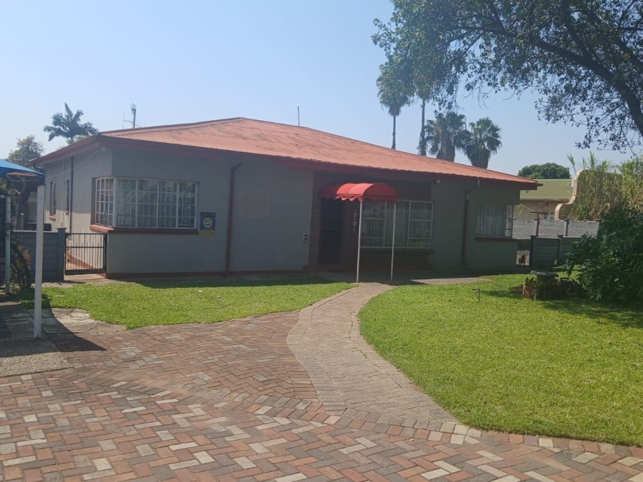 4 Bedroom Property for Sale in Bodorp North West